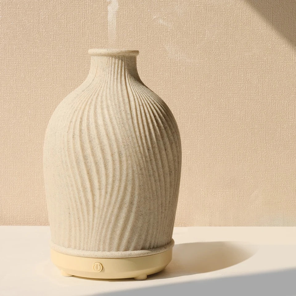 Serene oasis diffuser vase - Ellora